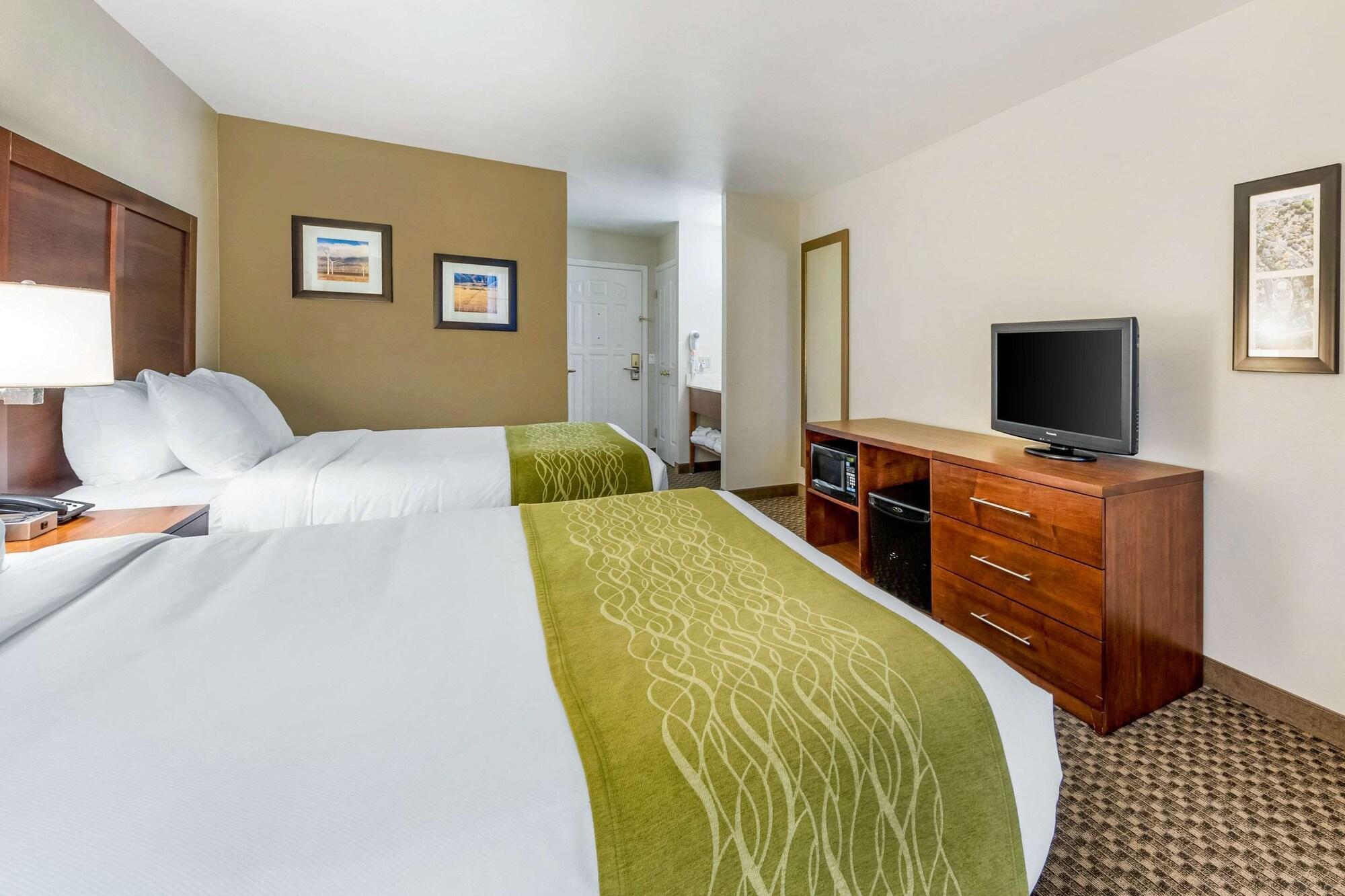 Comfort Inn & Suites Lancaster Antelope Valley Luaran gambar