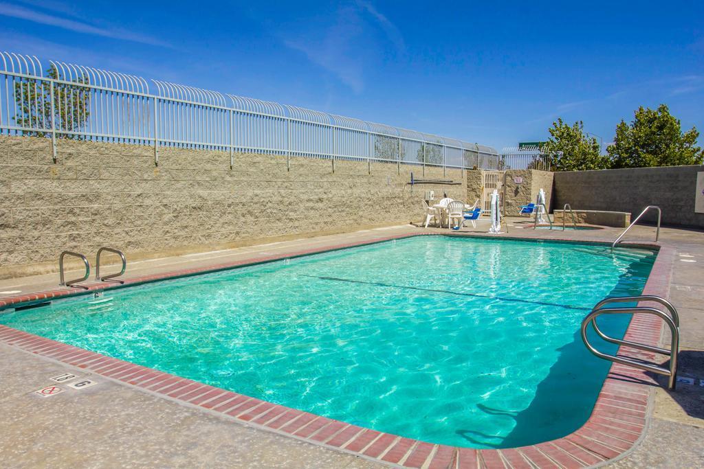 Comfort Inn & Suites Lancaster Antelope Valley Luaran gambar